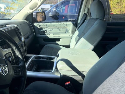 2017 RAM 1500 Big Horn Crew Cab 4x4 5'7' Box