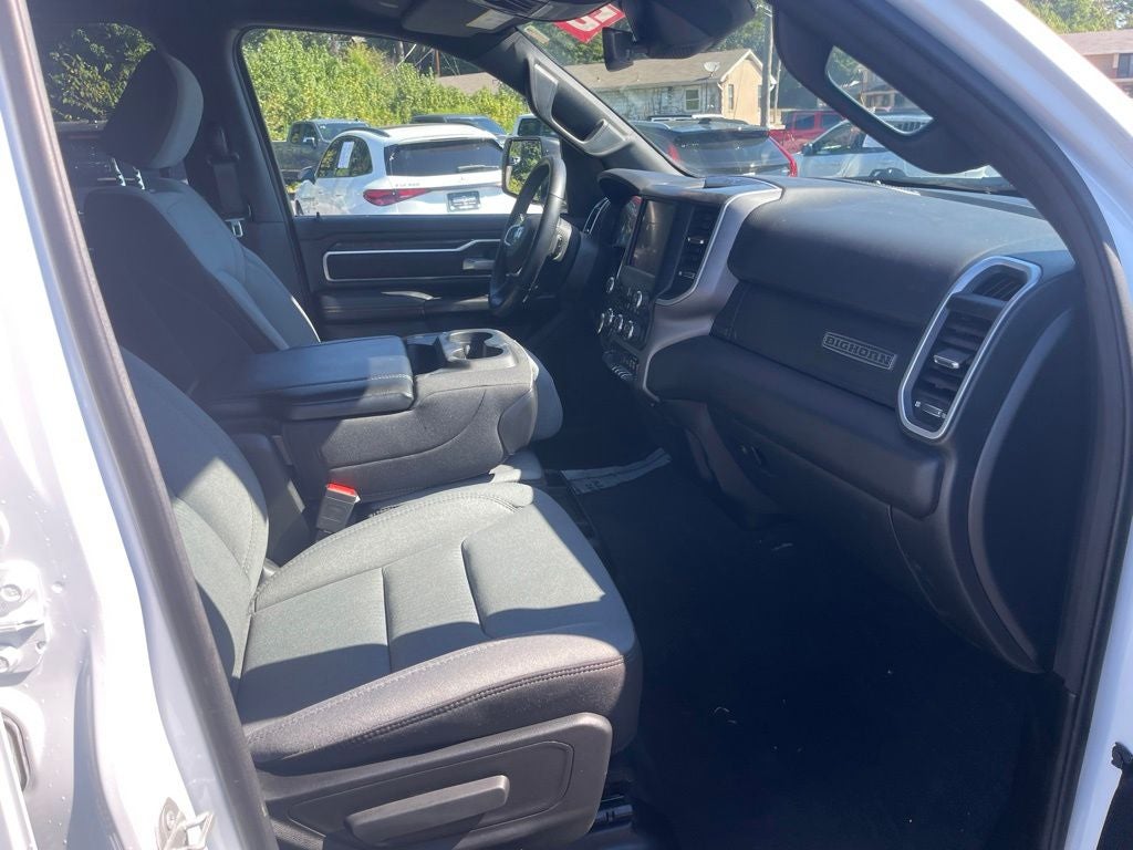 2024 RAM 1500 Big Horn Crew Cab 4x4 5'7' Box