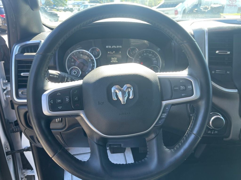 2024 RAM 1500 Big Horn Crew Cab 4x4 5'7' Box