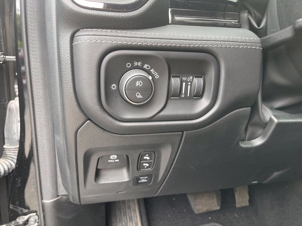 2025 RAM 1500 Limited Crew Cab 4x4 5'7' Box