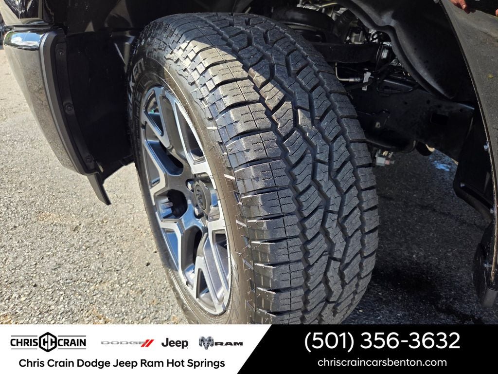 2026 RAM 1500 Laramie Crew Cab 4x4 5'7' Box
