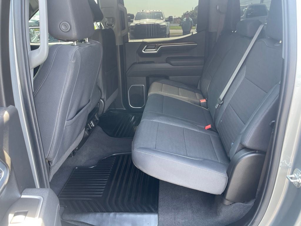 2026 Chevrolet Silverado 1500 4WD Crew Cab Standard Bed LT