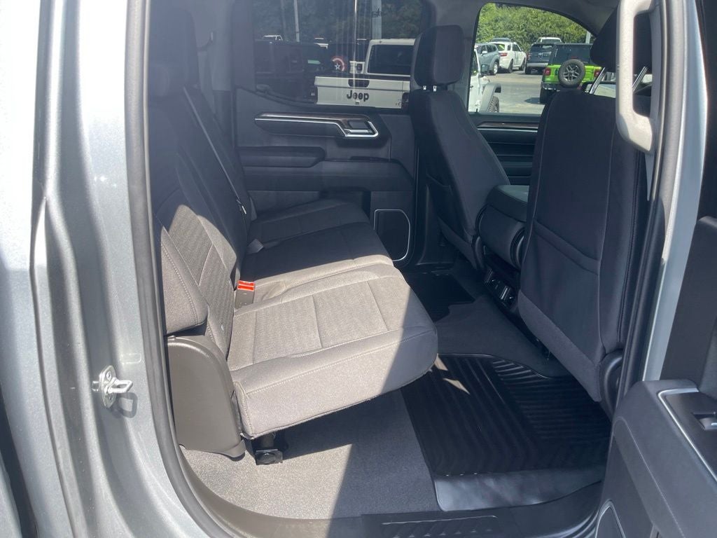 2026 Chevrolet Silverado 1500 4WD Crew Cab Standard Bed LT
