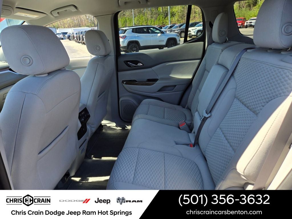 2017 GMC Acadia SLE-2