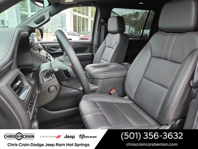 2024 Chevrolet Suburban 4WD RST