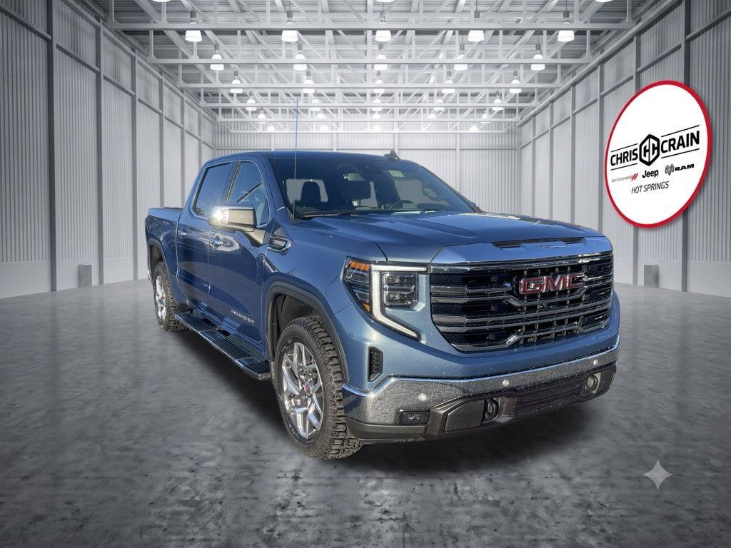 2024 GMC Sierra 1500 4WD Crew Cab Short Box SLT