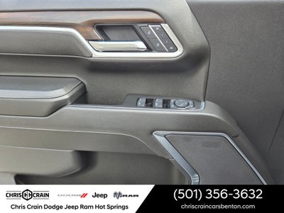 2025 GMC Sierra 1500 4WD Crew Cab Short Box SLT