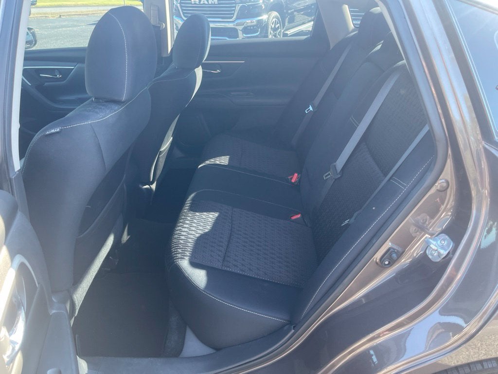2017 Nissan Altima 2.5 SV