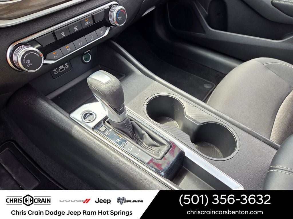 2025 Nissan Altima SV FWD