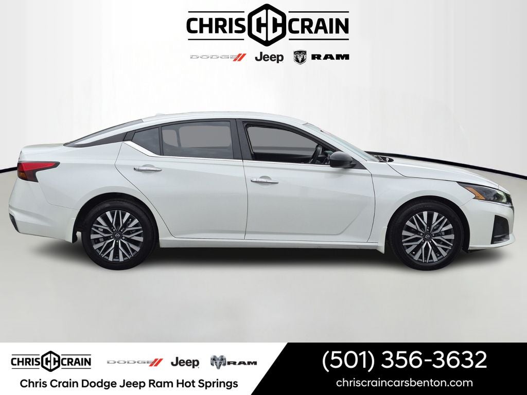 2024 Nissan Altima SV FWD