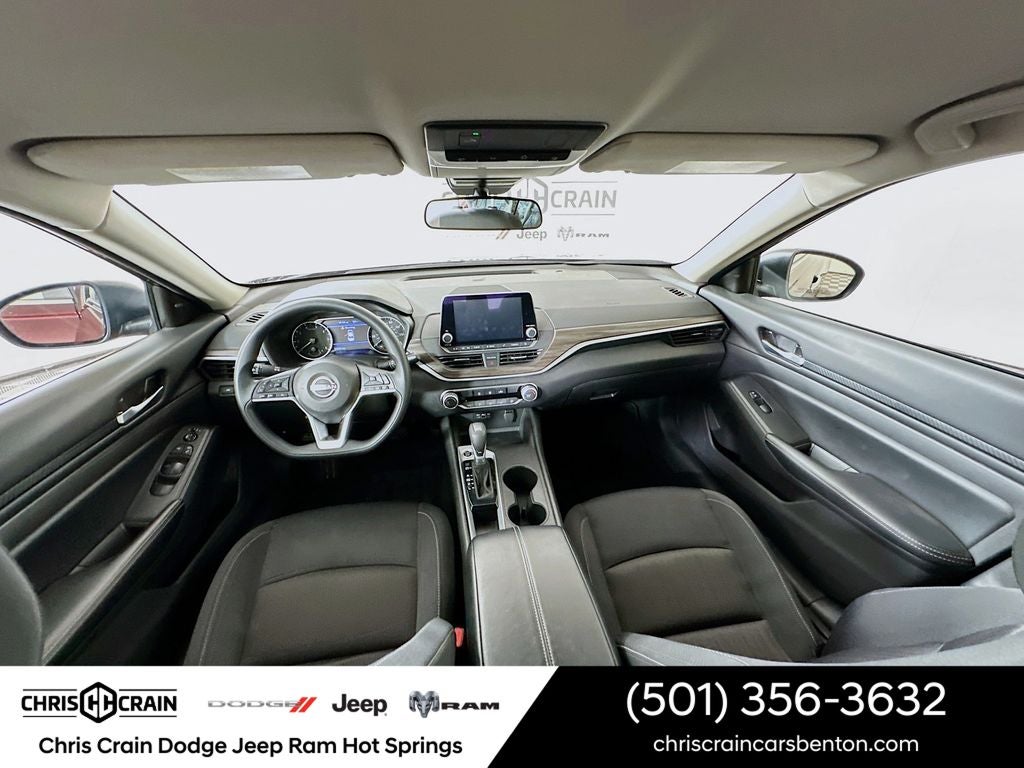 2025 Nissan Altima SV FWD