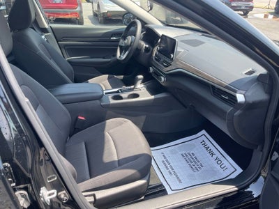 2025 Nissan Altima SV FWD