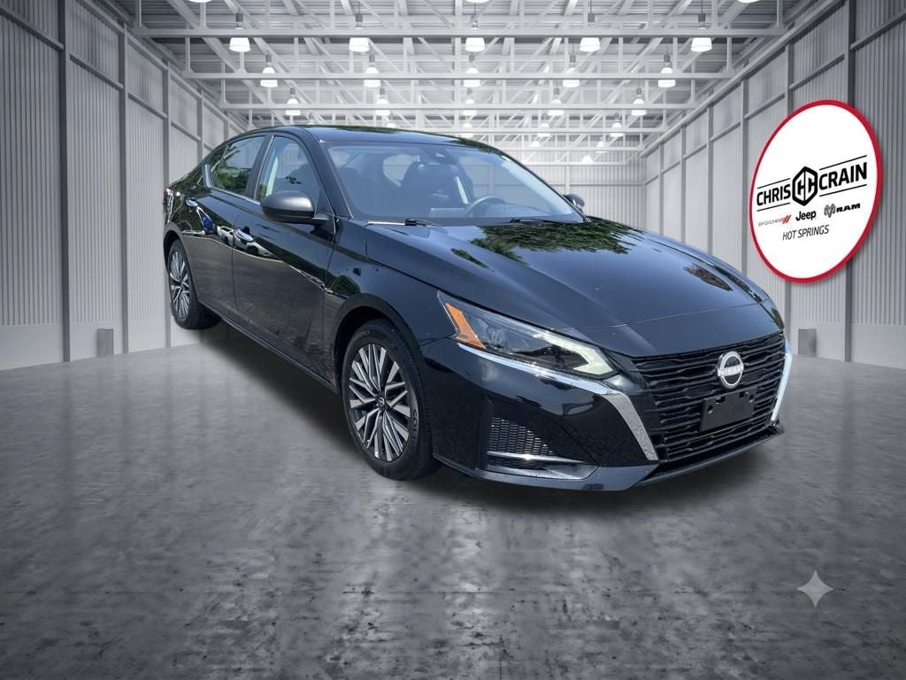 2025 Nissan Altima SV FWD