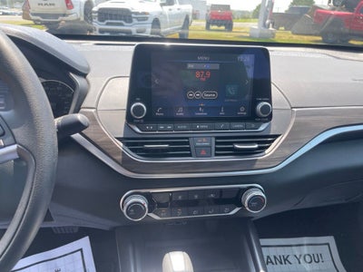 2025 Nissan Altima SV FWD
