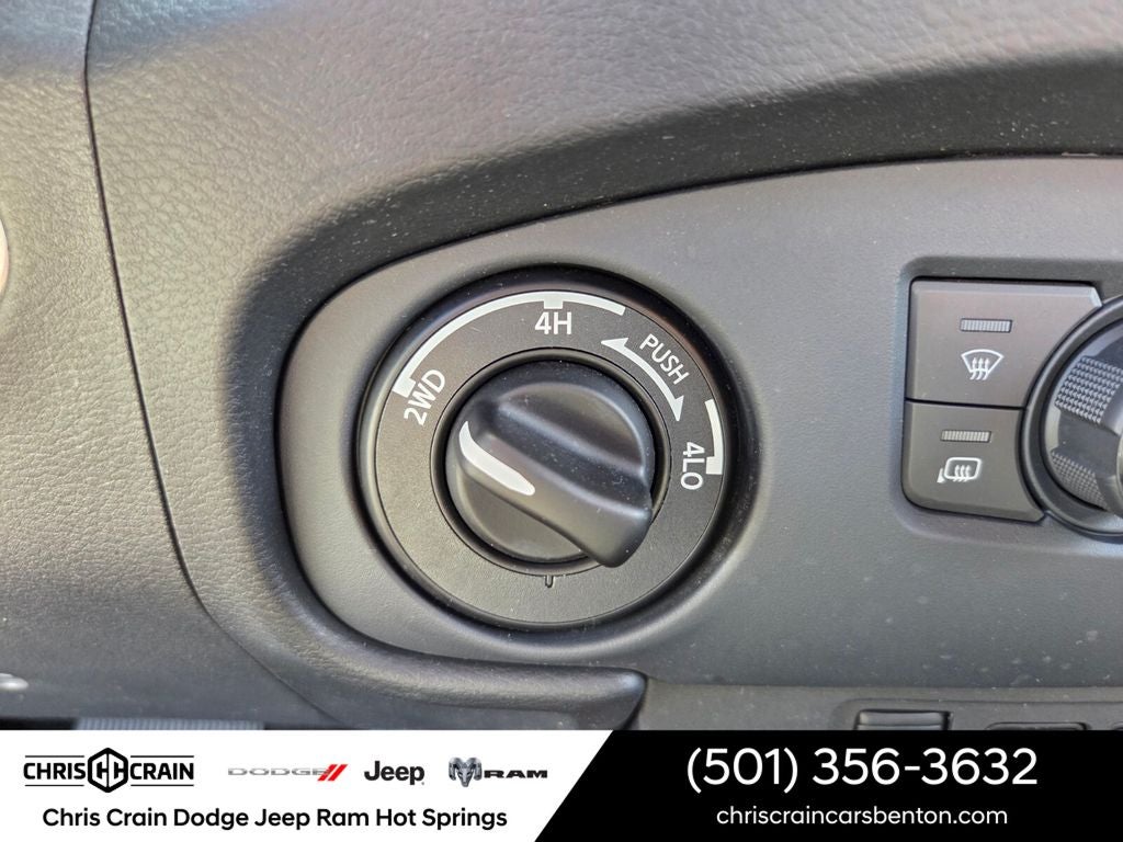 2023 Nissan Frontier Crew Cab PRO-4X 4x4