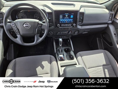 2023 Nissan Frontier Crew Cab SV 4x4