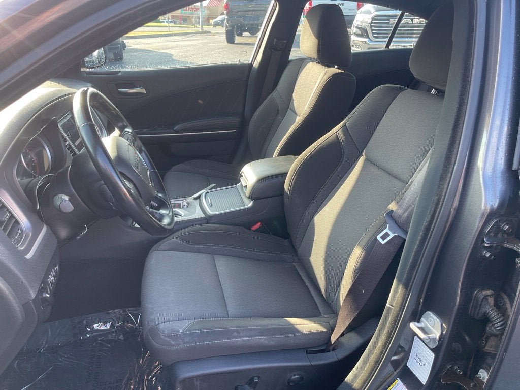 2022 Dodge Charger SXT RWD