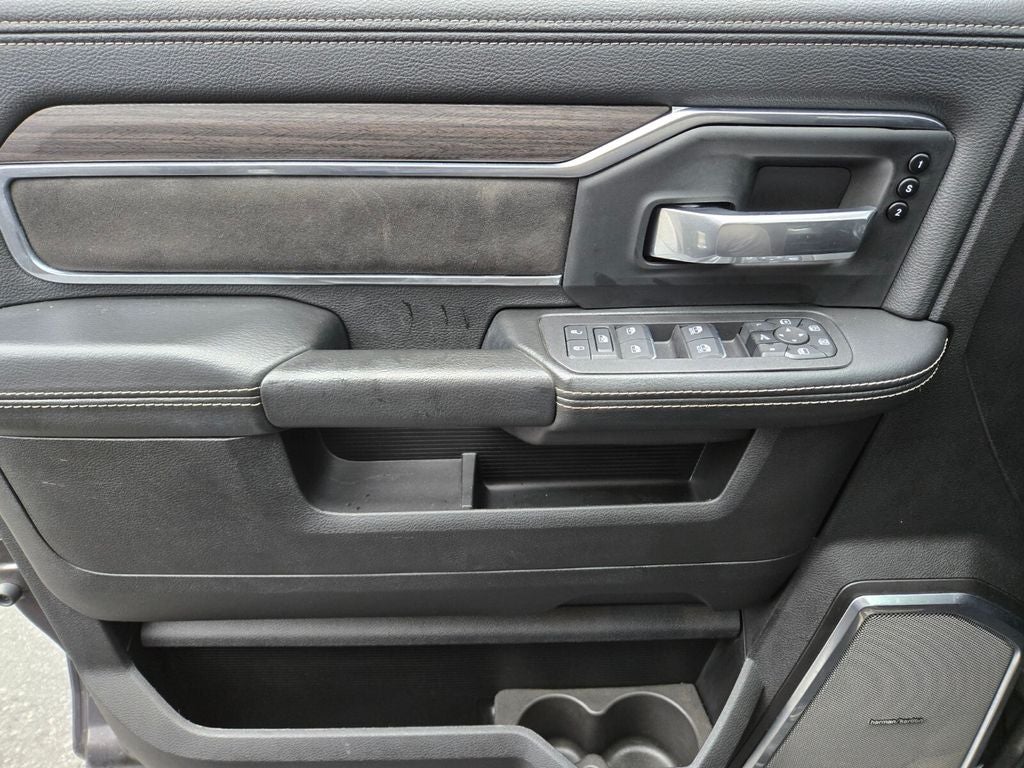 2025 RAM 2500 Laramie Crew Cab 4x4 6'4' Box