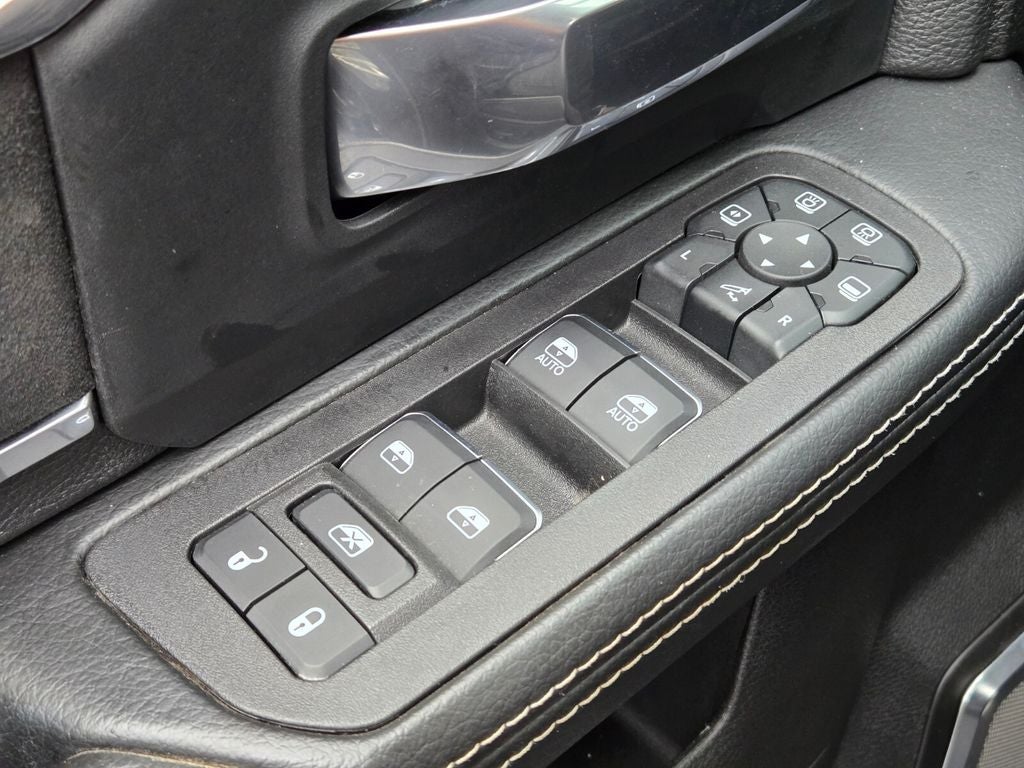 2025 RAM 2500 Laramie Crew Cab 4x4 6'4' Box