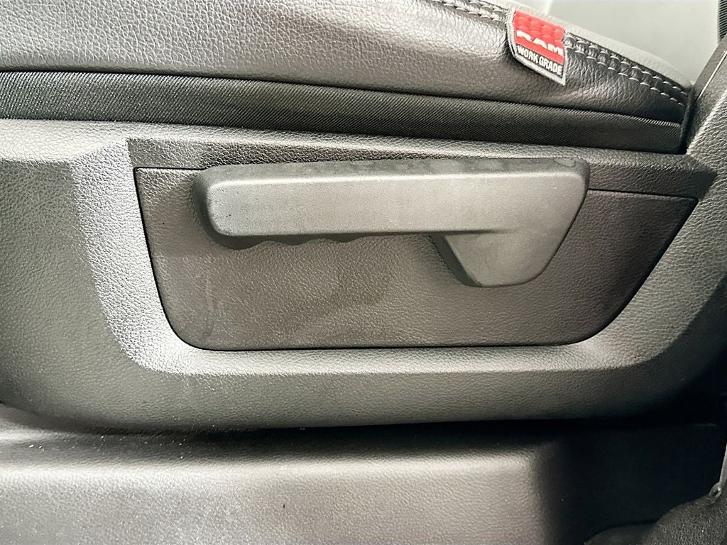 2024 RAM 2500 Tradesman Crew Cab 4x4 6'4' Box