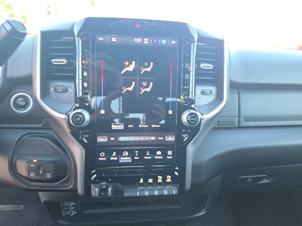 2026 RAM 2500 Big Horn Crew Cab 4x4 6'4' Box