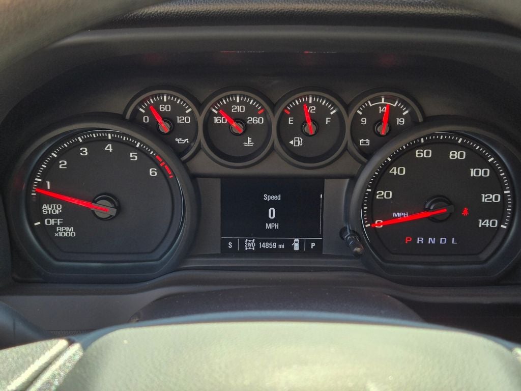 2024 Chevrolet Silverado 1500 4WD Crew Cab Short Bed Custom