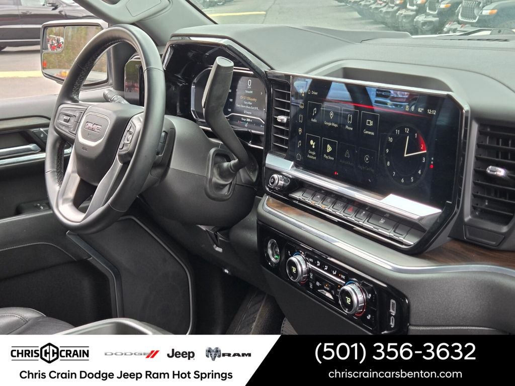 2023 GMC Sierra 1500 4WD Crew Cab Short Box SLT