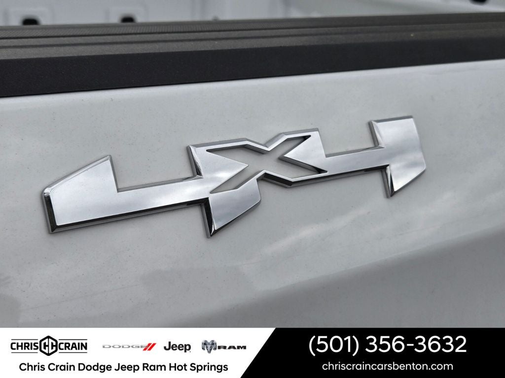 2023 GMC Sierra 1500 4WD Crew Cab Short Box SLT