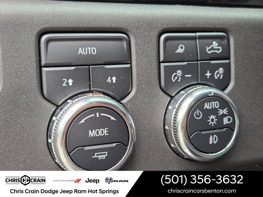 2023 GMC Sierra 1500 4WD Crew Cab Short Box SLT