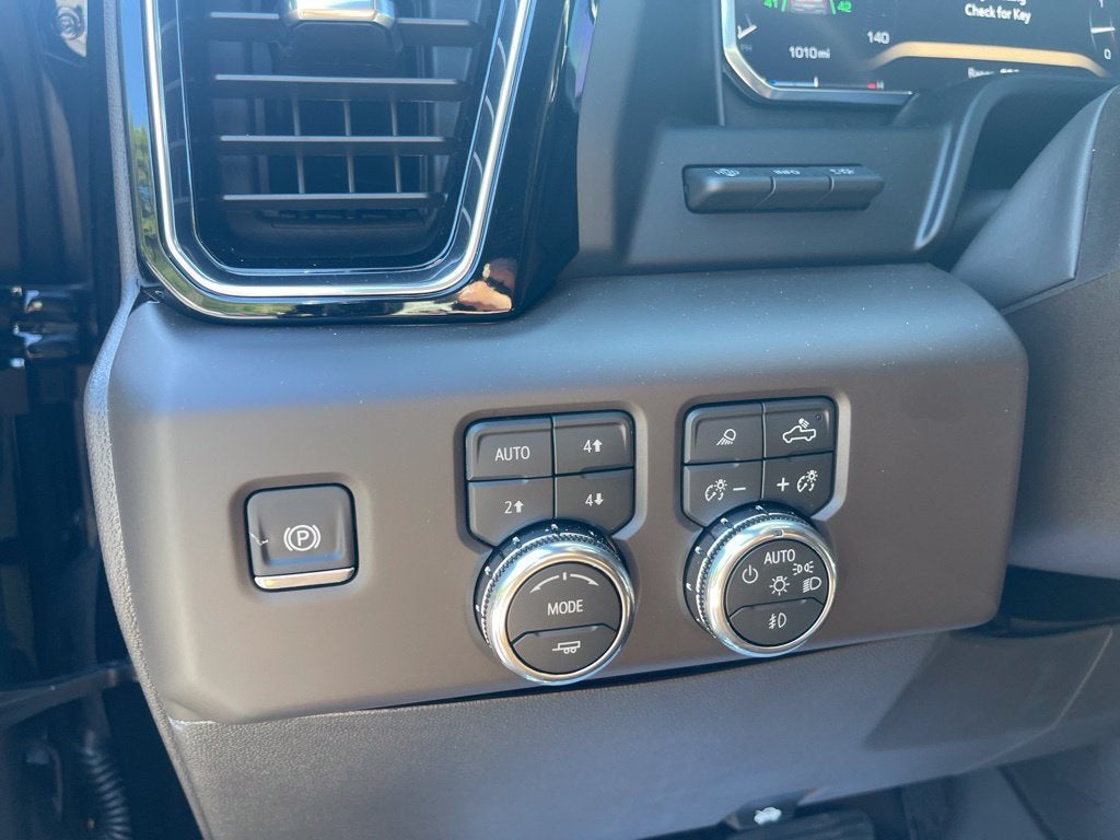 2026 GMC Sierra 1500 Crew Cab, Short Bed, Denali, 4WD
