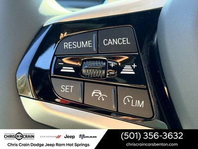 2025 BMW 330i xDrive