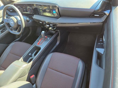 2025 Nissan Kicks SR FWD