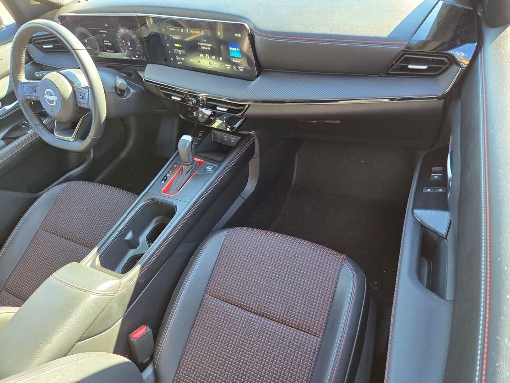 2025 Nissan Kicks SR FWD