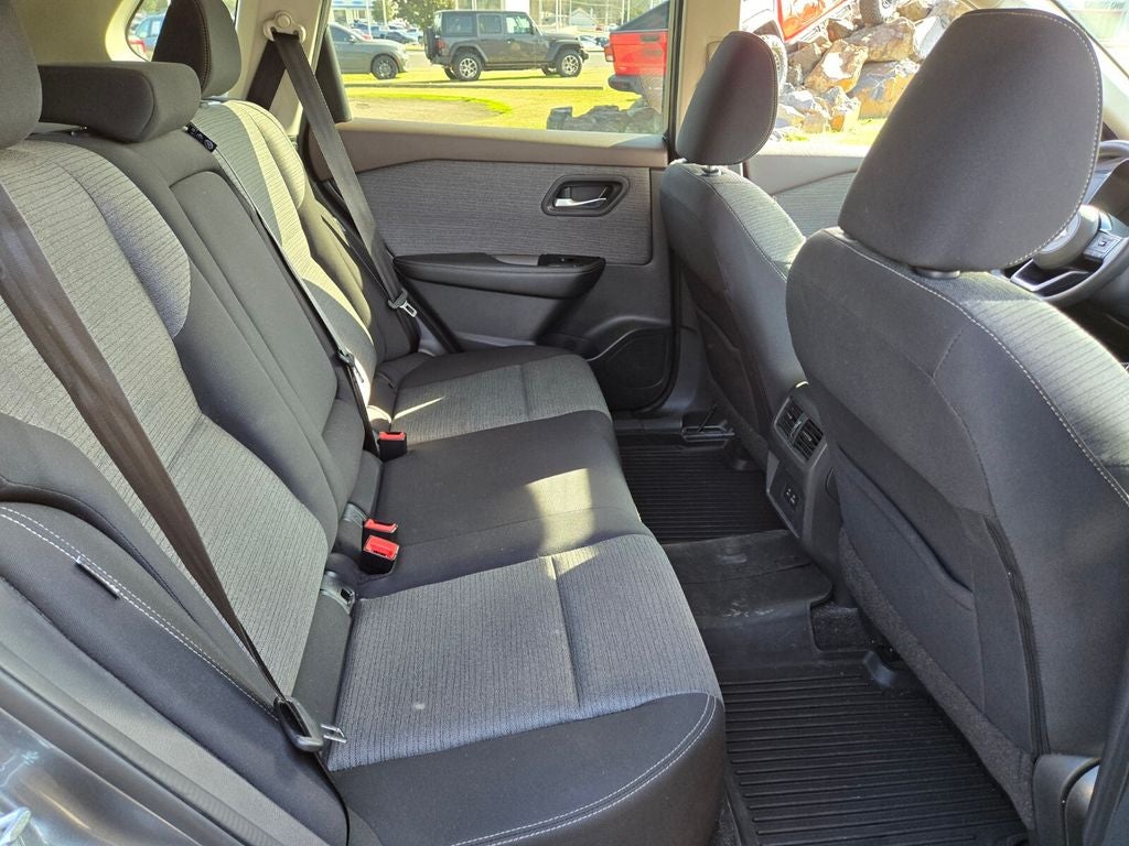 2022 Nissan Rogue SV FWD