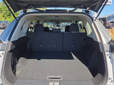 2023 Nissan Rogue SV FWD