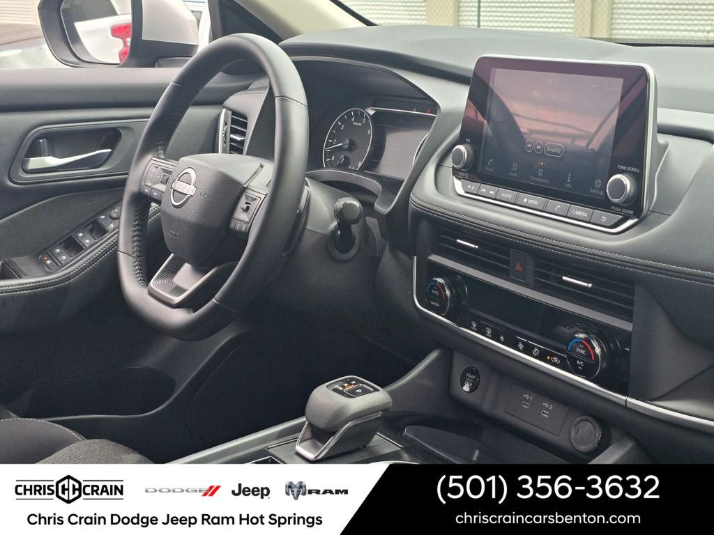 2024 Nissan Rogue SV FWD