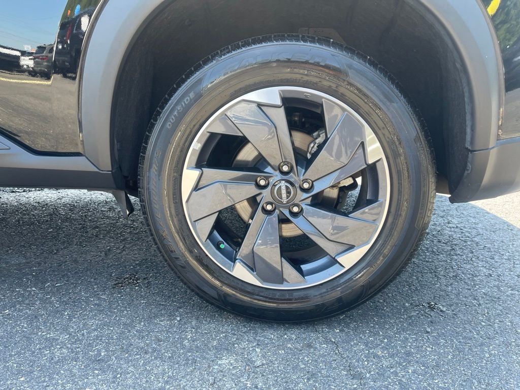 2025 Nissan Rogue SV FWD