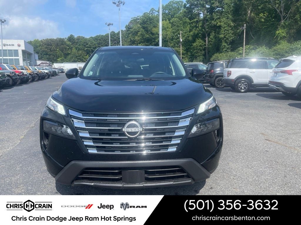2025 Nissan Rogue SV FWD