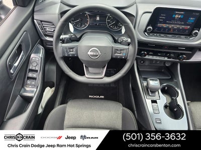2025 Nissan Rogue SV FWD