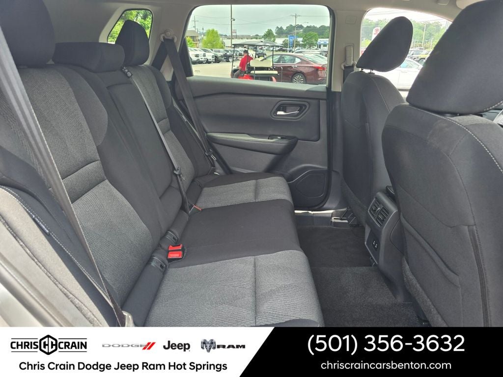 2025 Nissan Rogue SV FWD