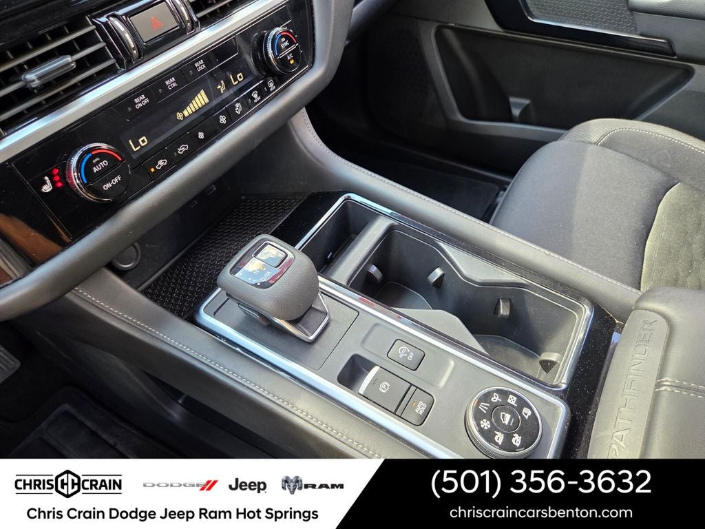 2024 Nissan Pathfinder SV 4WD