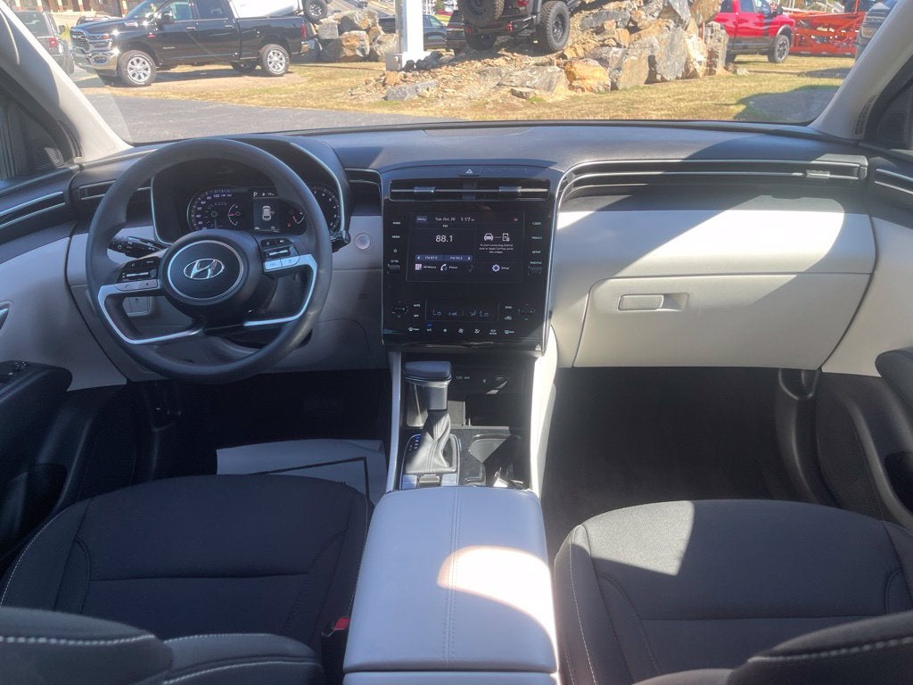 2024 Hyundai TUCSON SEL