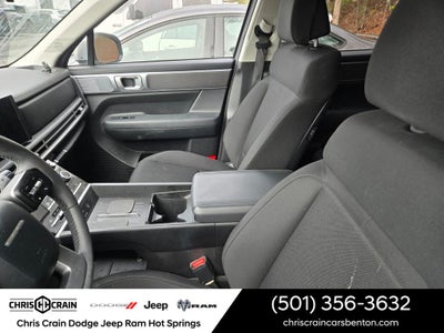 2025 Hyundai SANTA FE SE