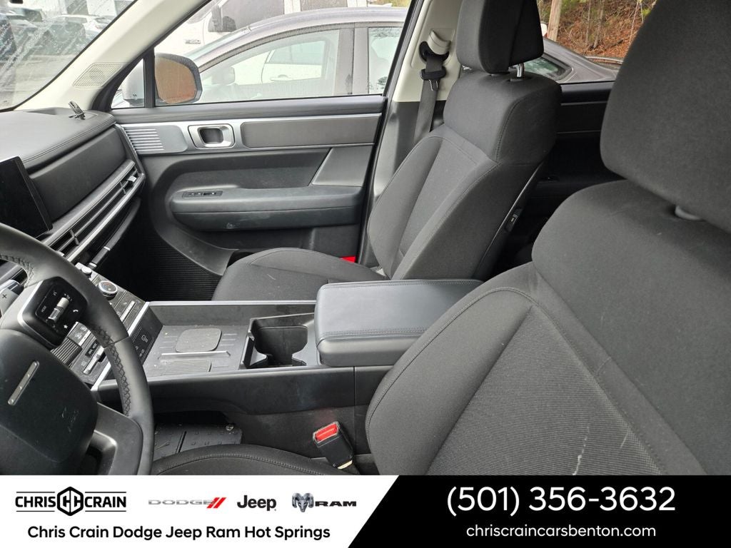 2025 Hyundai SANTA FE SE