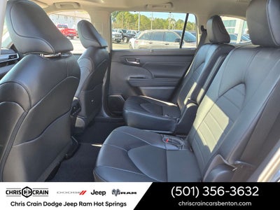 2022 Toyota Highlander XLE