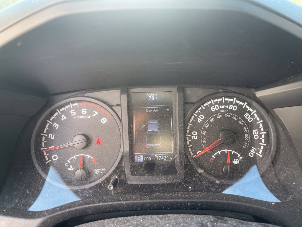 2018 Toyota Tacoma SR