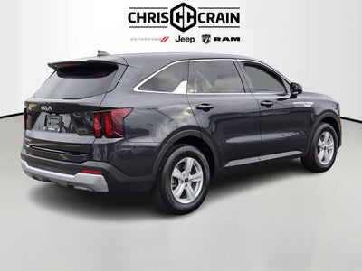 2025 Kia Sorento LX