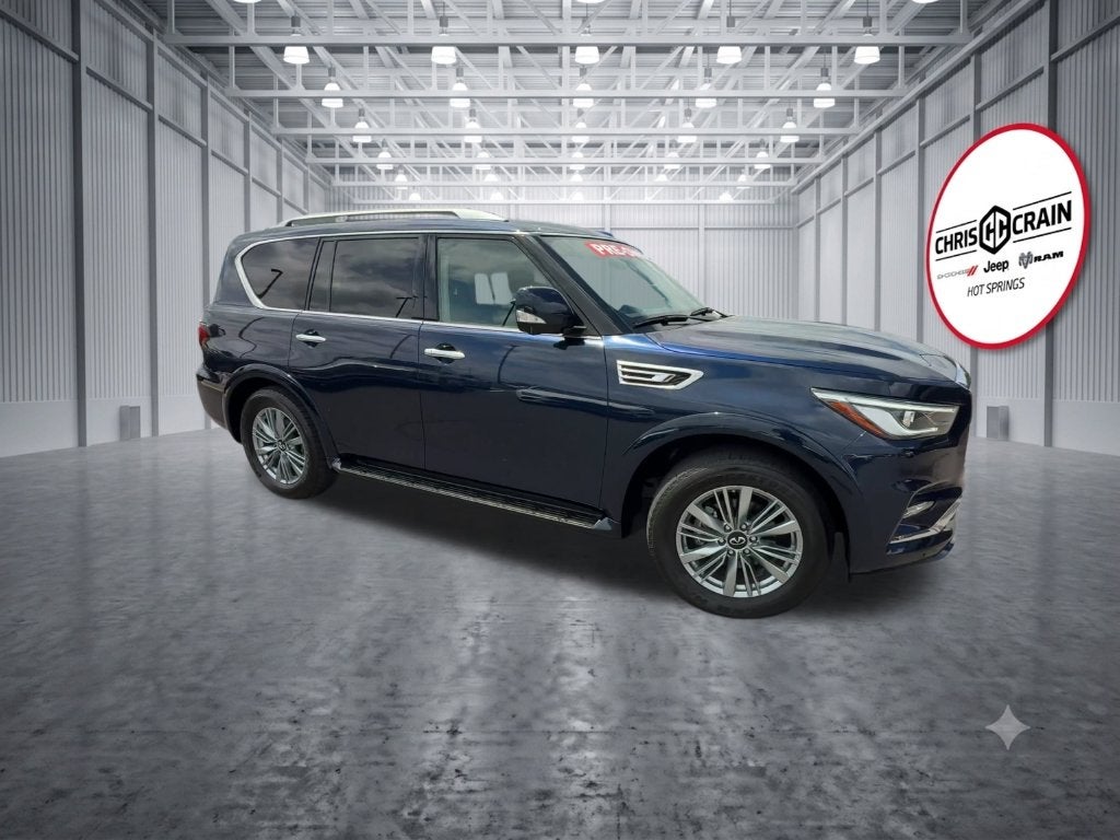 2024 INFINITI QX80 LUXE
