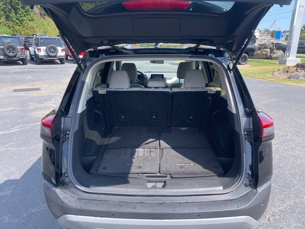 2023 Nissan Rogue SV FWD