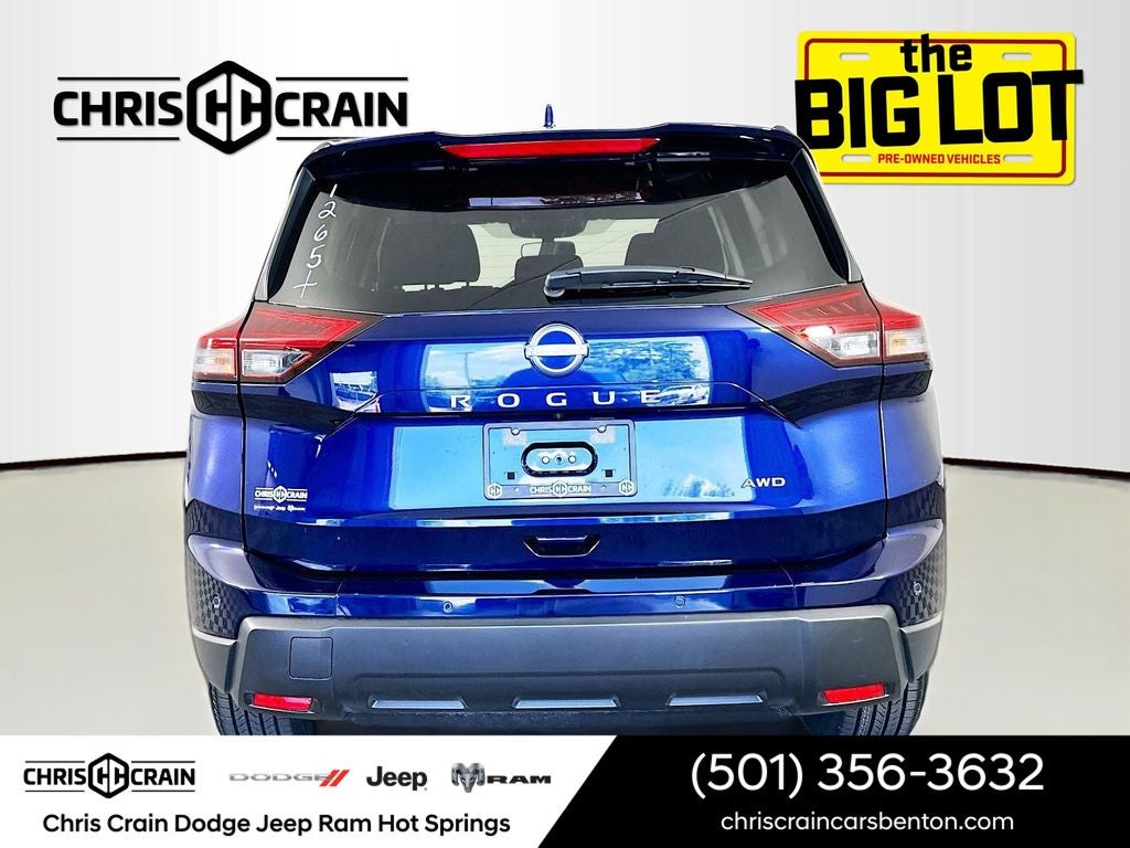 2025 Nissan Rogue SV